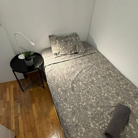 Mallorca Hostel Барселона Екстериор снимка
