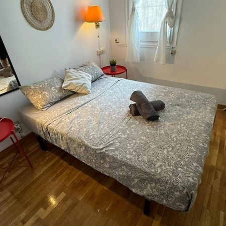 Mallorca Hostel Барселона Екстериор снимка